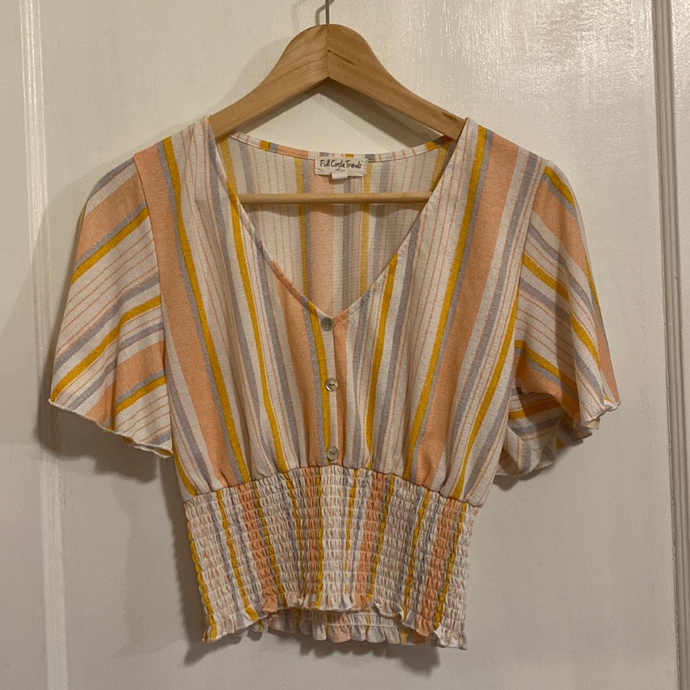 EUC cute vertical stripe Full Circle Trends crop top size M
